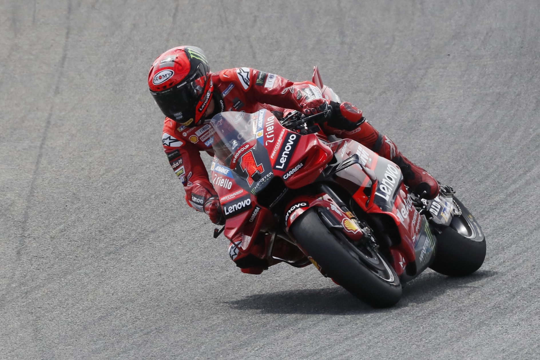 Bagnaia regna a Jerez per davant de les KTM i és el nou líder del mundial de MotoGP