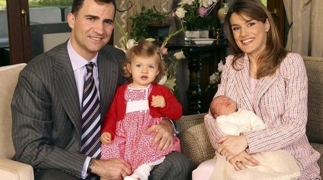 Felipe, Letizia, Leonor i Sofia nounada Casa Reial