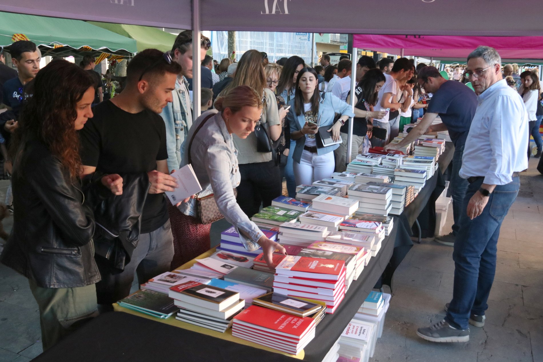 Error en la llista dels llibres més venuts per Sant Jordi 2023: són aquests