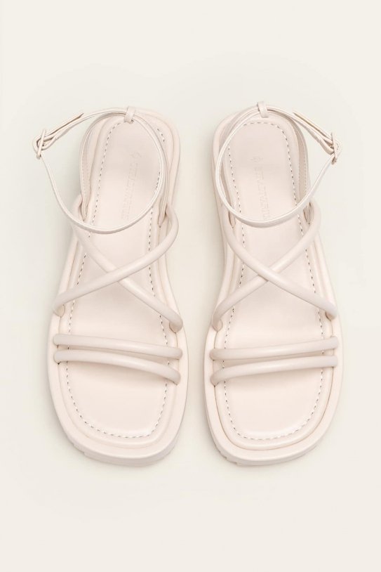 Sandalias de Stradivarius Sandalias de Stradivarius