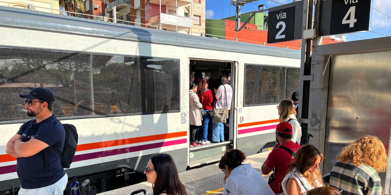 ERC exige la comparecencia de los presidentes de Renfe y Adif por el ...