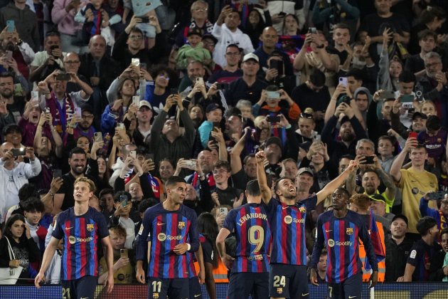 Barça celebra gol de Jordi Alba frente Osasuna / Foto: EFE - Alejandro Garcia