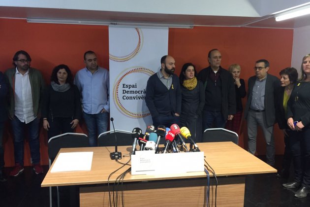 presentación espacio democracia y convivencia 1 zanahoria Campos