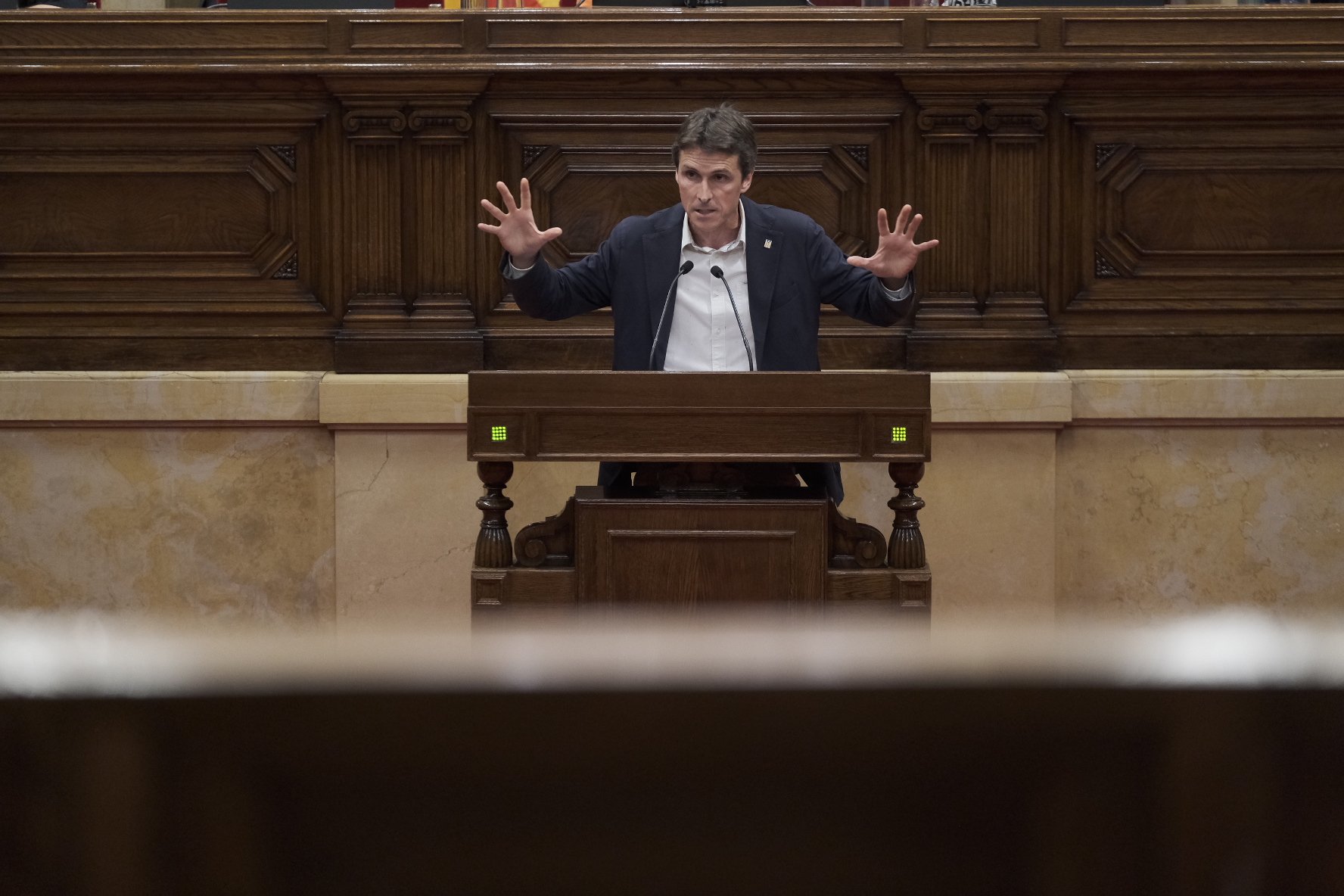 Junts i PP portaran al Consell de Garanties Estatutàries la llei dels Comuns que limita la compra d'habitatge