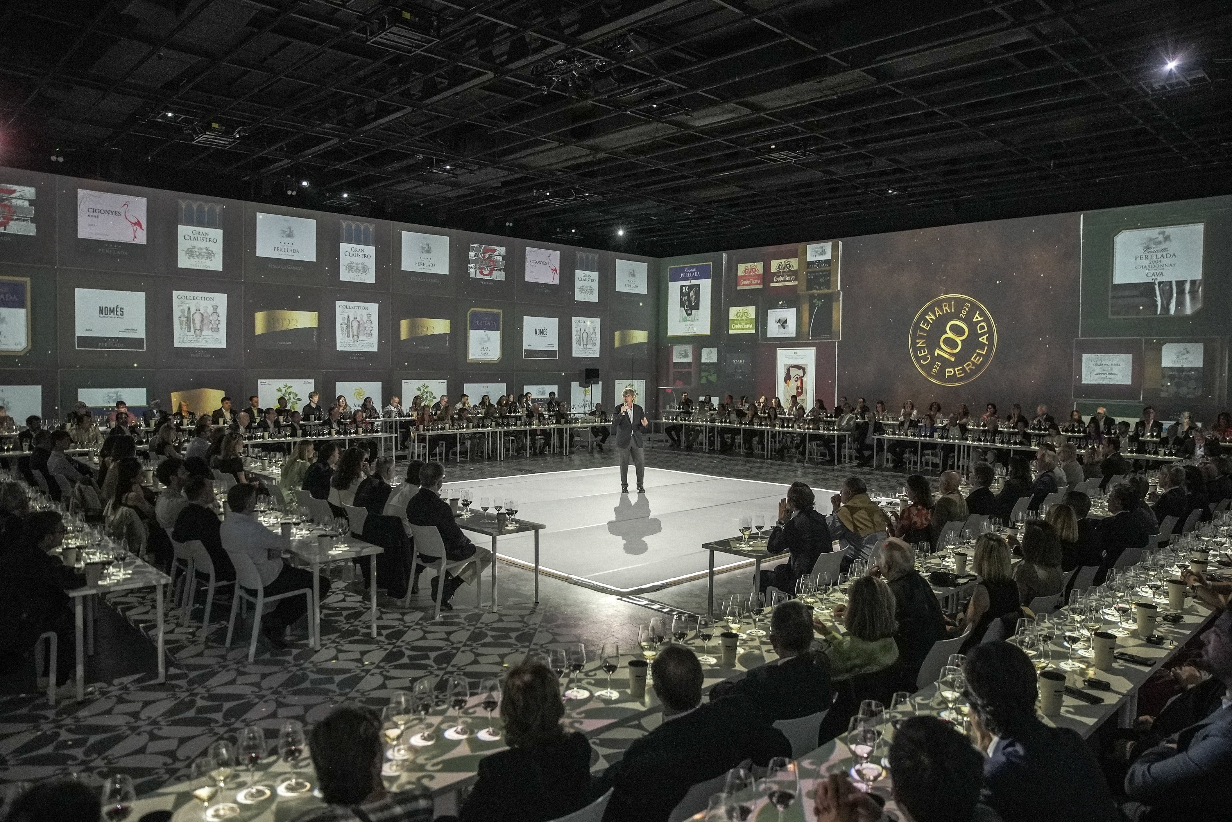 Un espectáculo fastuoso, inmersivo y de 360 grados: así ha sido el centenario del Celler Perelada