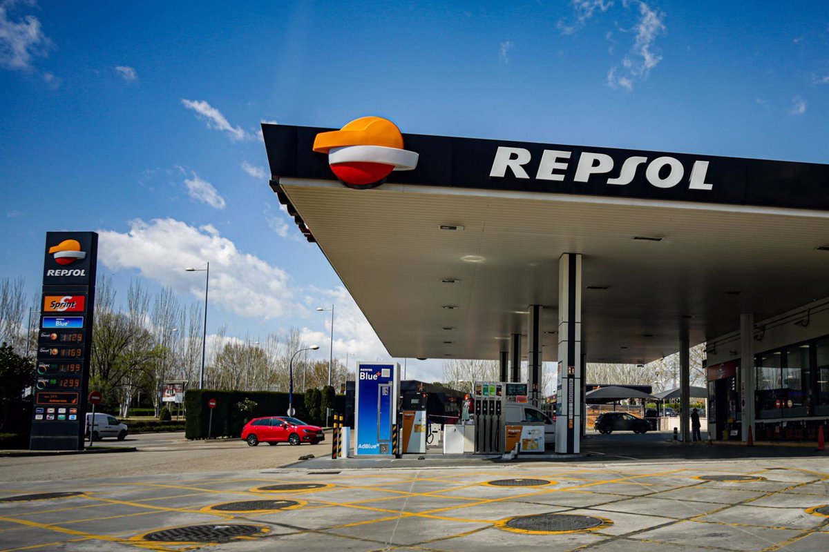 Ahorra hasta 150 euros en gasolina o diésel en 1 año con Repsol