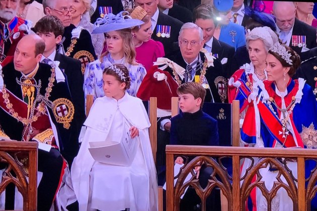 Carlota de Gal·les a la coronació de Carles III Twitter