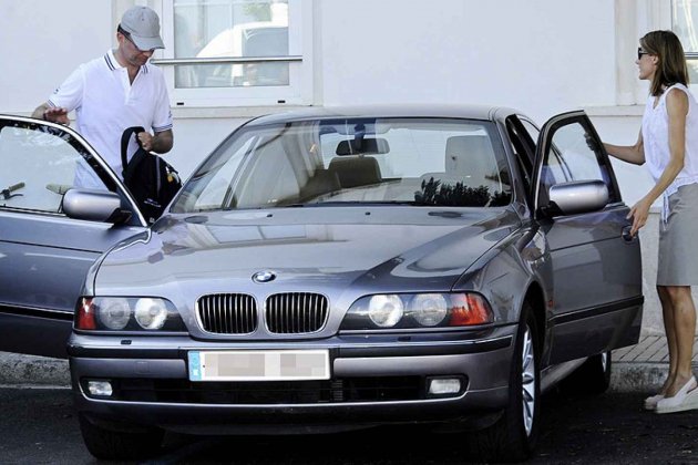 Letizia y su coche Letizia y su coche
