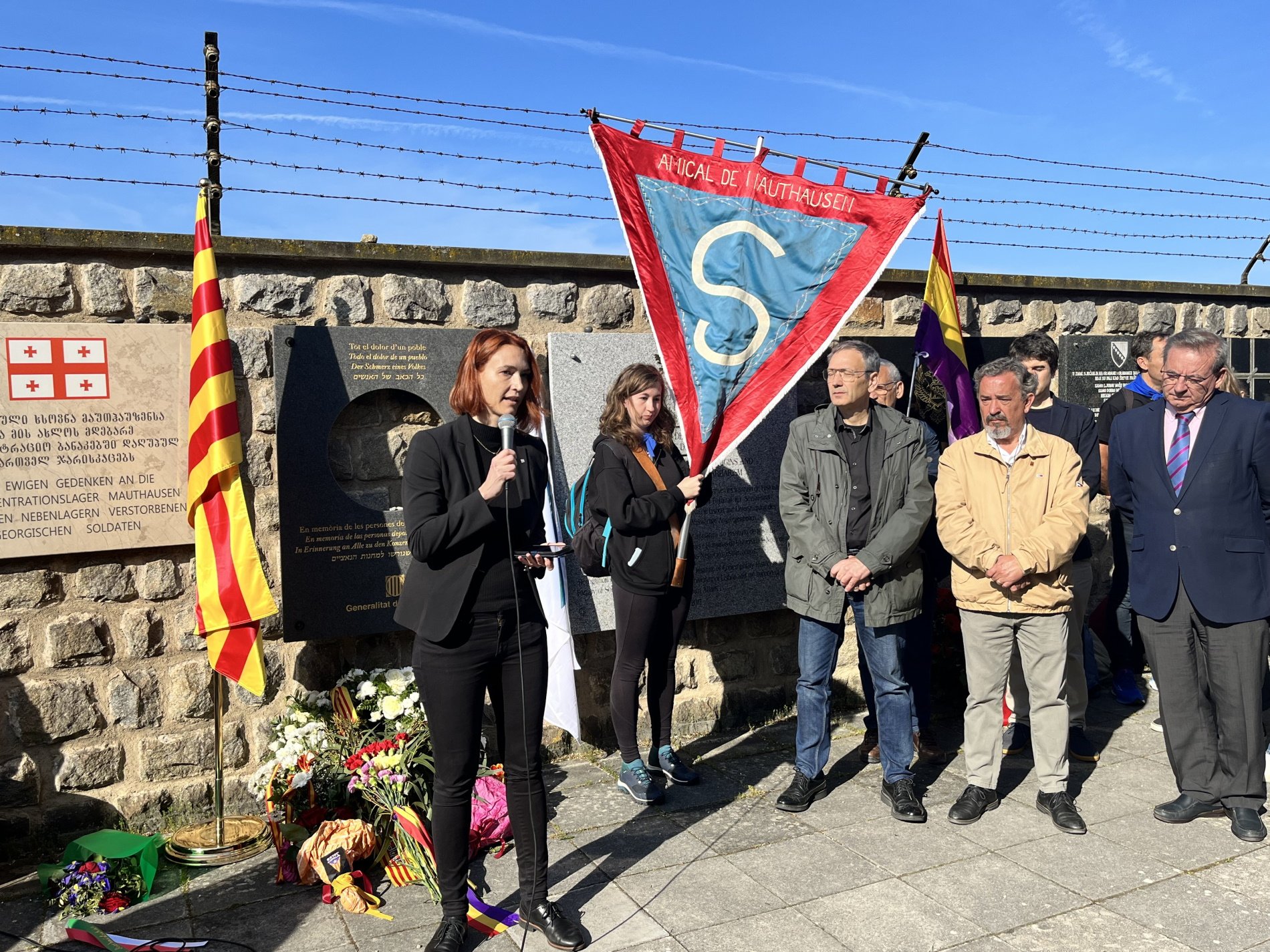 La Generalitat homenatja les víctimes del feixisme en el 78è aniversari de l’alliberament de Mauthausen