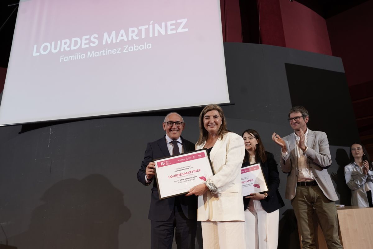 Lourdes Martínez Zabala, premi Gran Emprenedor d'Àlaba en reconeixement a la seva trajectòria empresarial