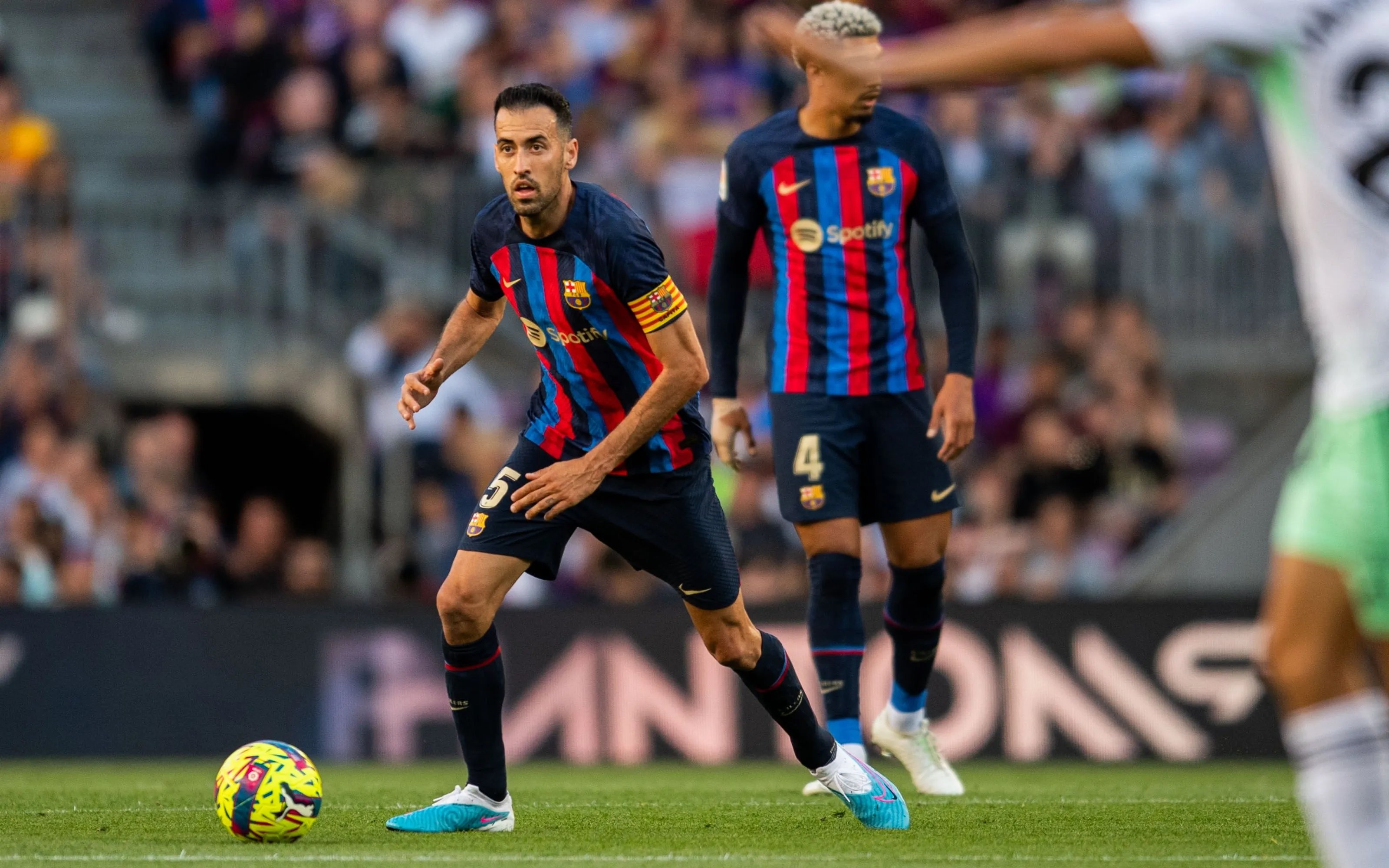 El Barça invierte de forma inmediata los 40 millones que liberan Sergio Busquets y Jordi Alba