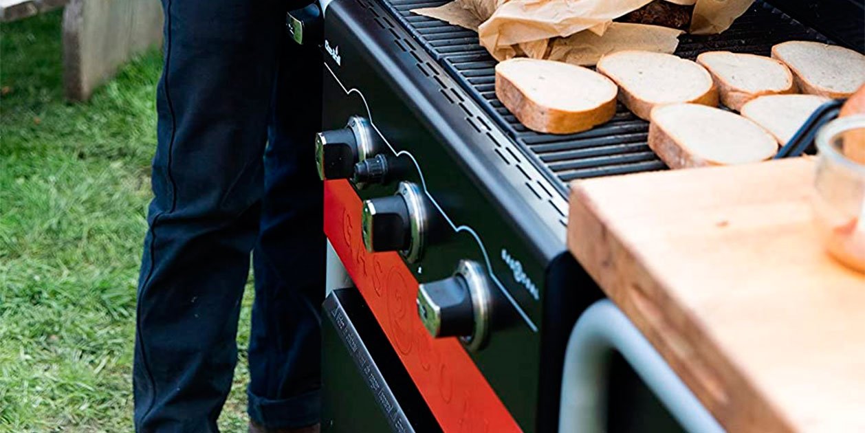 La barbacoa híbrida (gas y carbón) top ventas en Amazon está en oferta