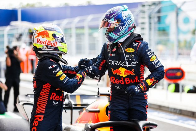 Checo Pérez Max Verstappen / Foto: Europa Press - Antonin Vincent