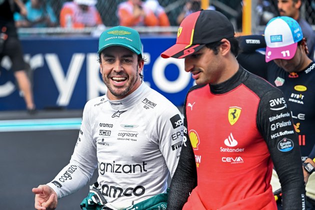 Fernando Alonso y Carlos Sainz en Miami / Foto: EFE Fernando Alonso y Carlos Sainz en Miami / Foto: EFE