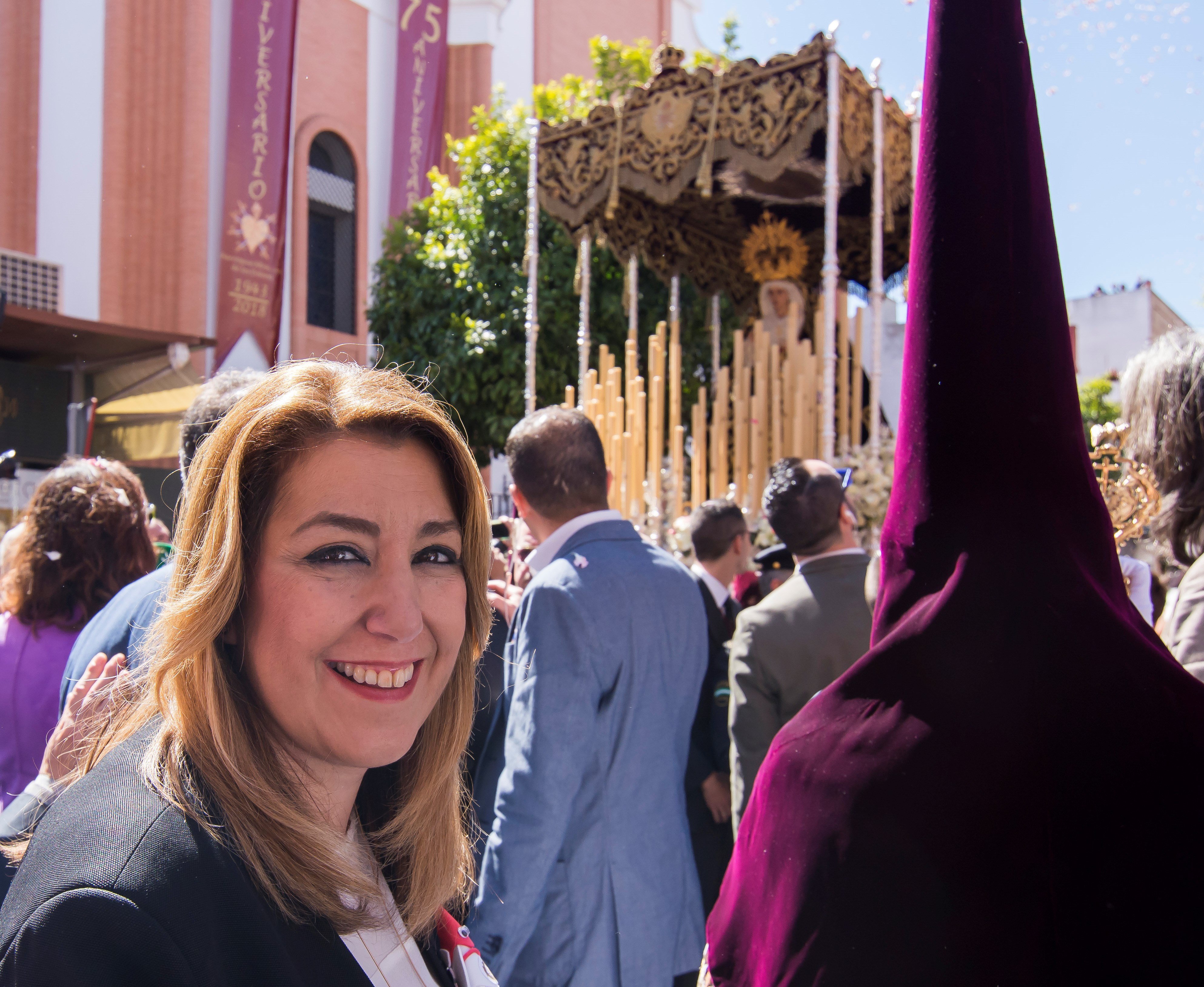 Susana Díaz pide que acabe el "teatro" en Catalunya