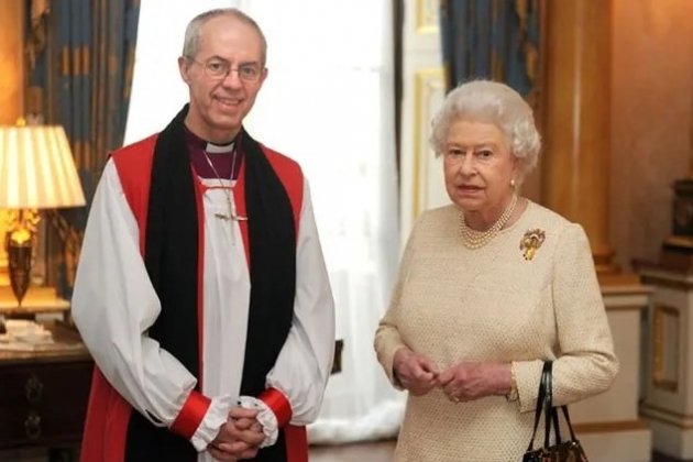 Arzobispo de Canterbury e Isabel II