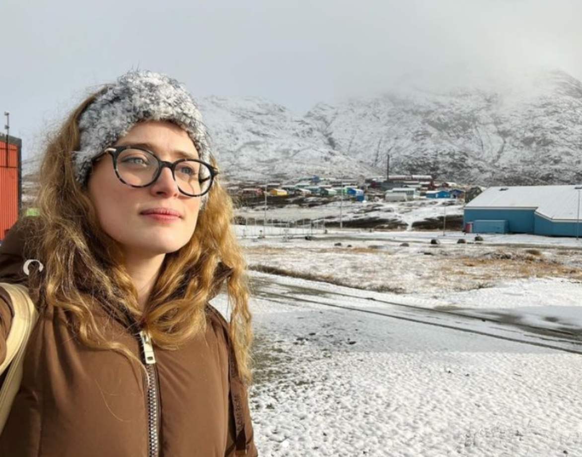 En defensa del inuit: una diputada de Groenlandia se niega a hablar danés en el parlamento