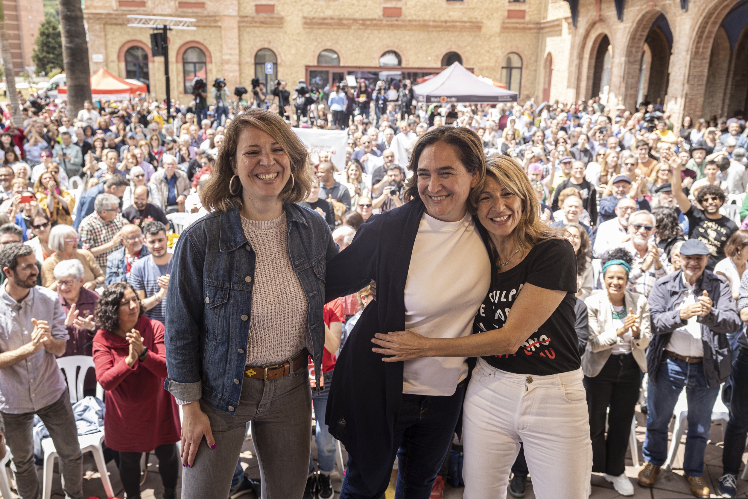 Torpedo de Colau a Collboni en el feudo de Nou Barris: "El PSC ha abierto la puerta a pactar con Junts"