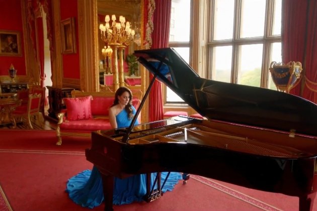 Kate Middleton toca piano Eurovision Kate Middleton toca piano Eurovision