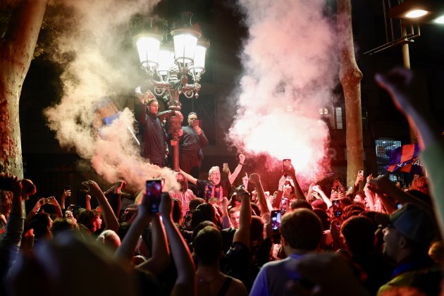 Celebración culés aficionados Barça Canaletes