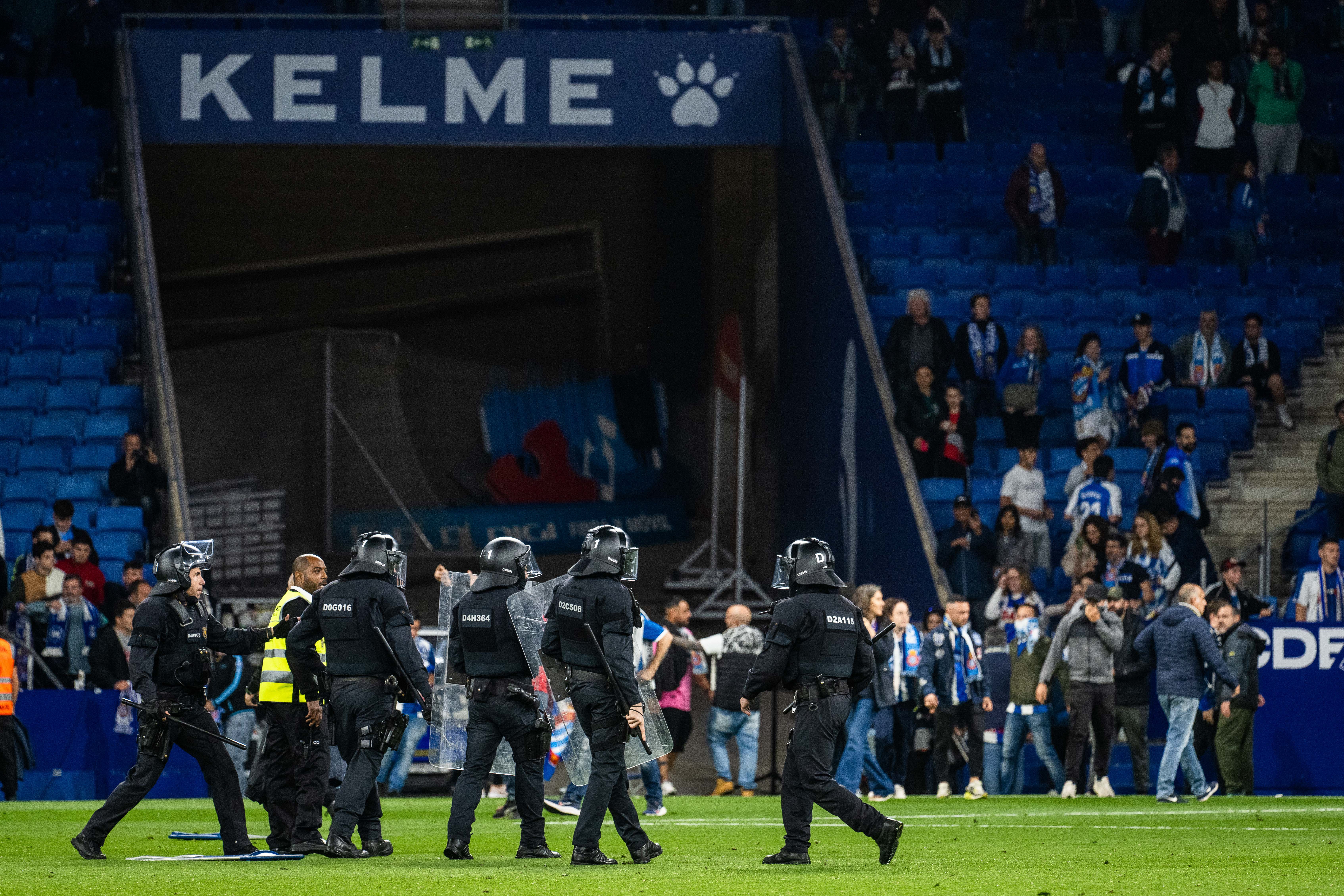 Mossos investiga la invasió ultra a l'RCDE Stadium: sorpresa en la identificació d’un dels violents