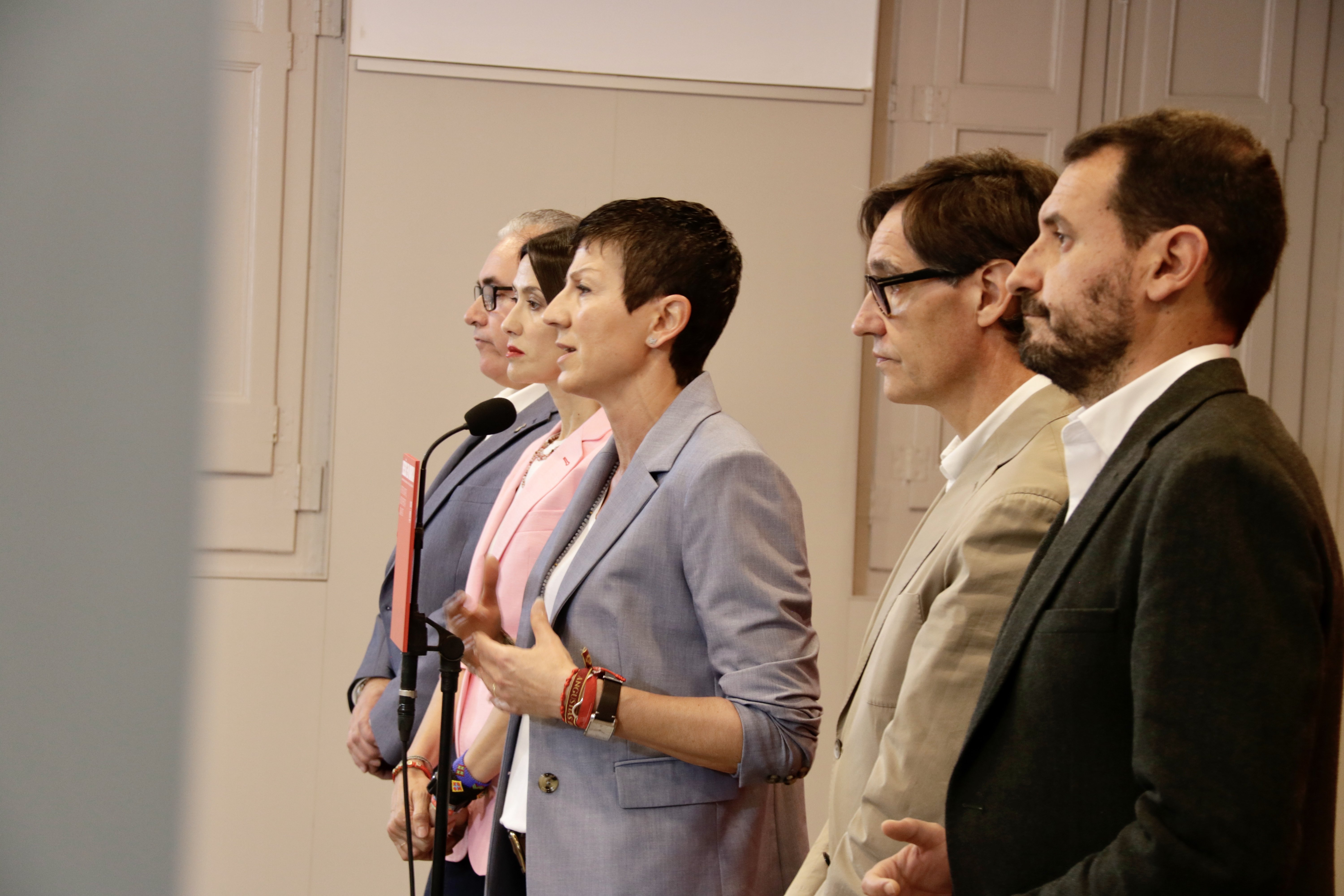 Los alcaldes del PSC del Besòs reprochan al Govern su falta de apoyo: "Debe ser leal a los municipios"