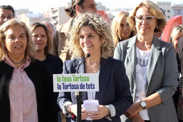 Meritxell Roigé roda de premsa Junts per Tortosa   Junts per Tortosa