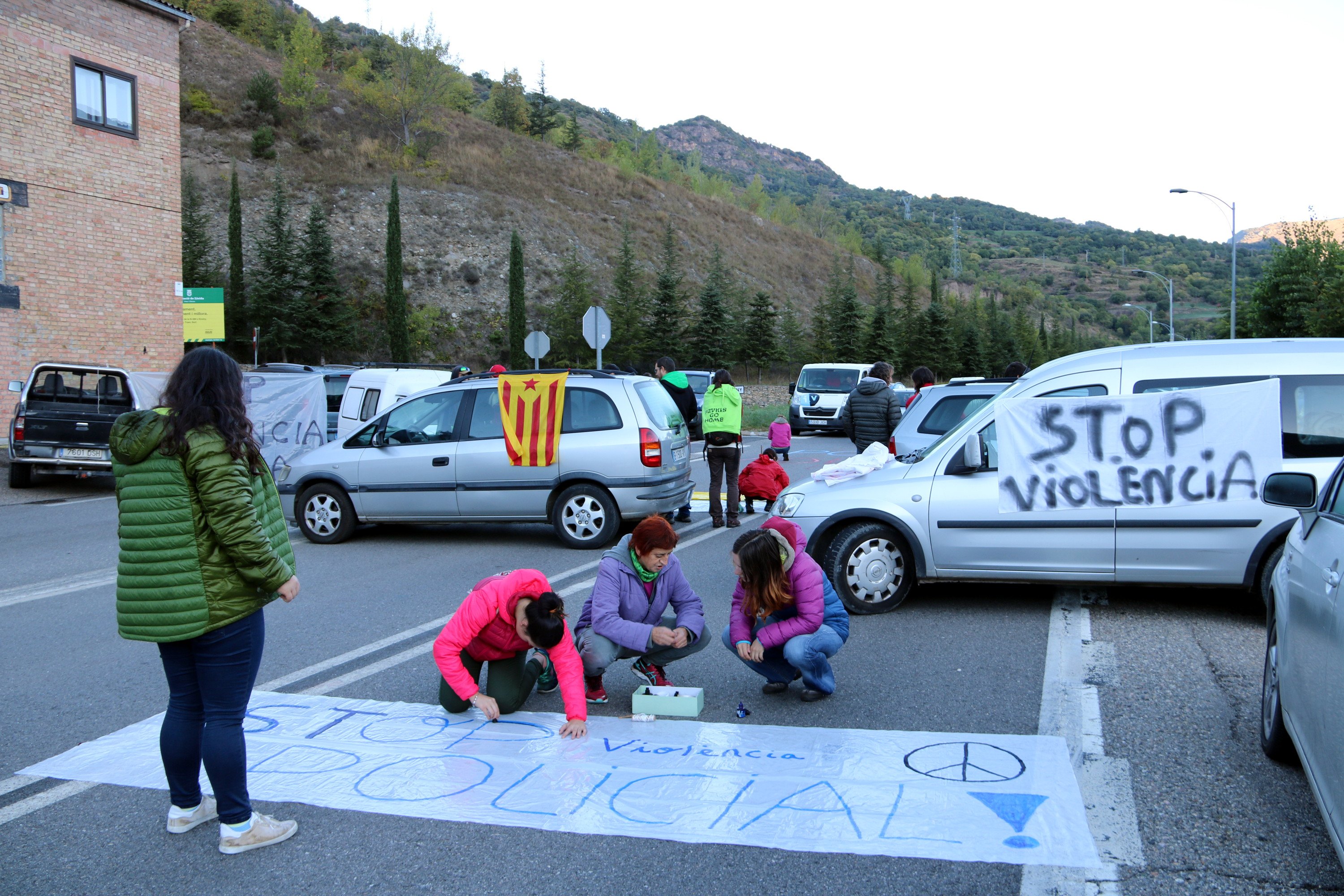 La prensa española culpa al Parlament de una supuesta violencia independentista