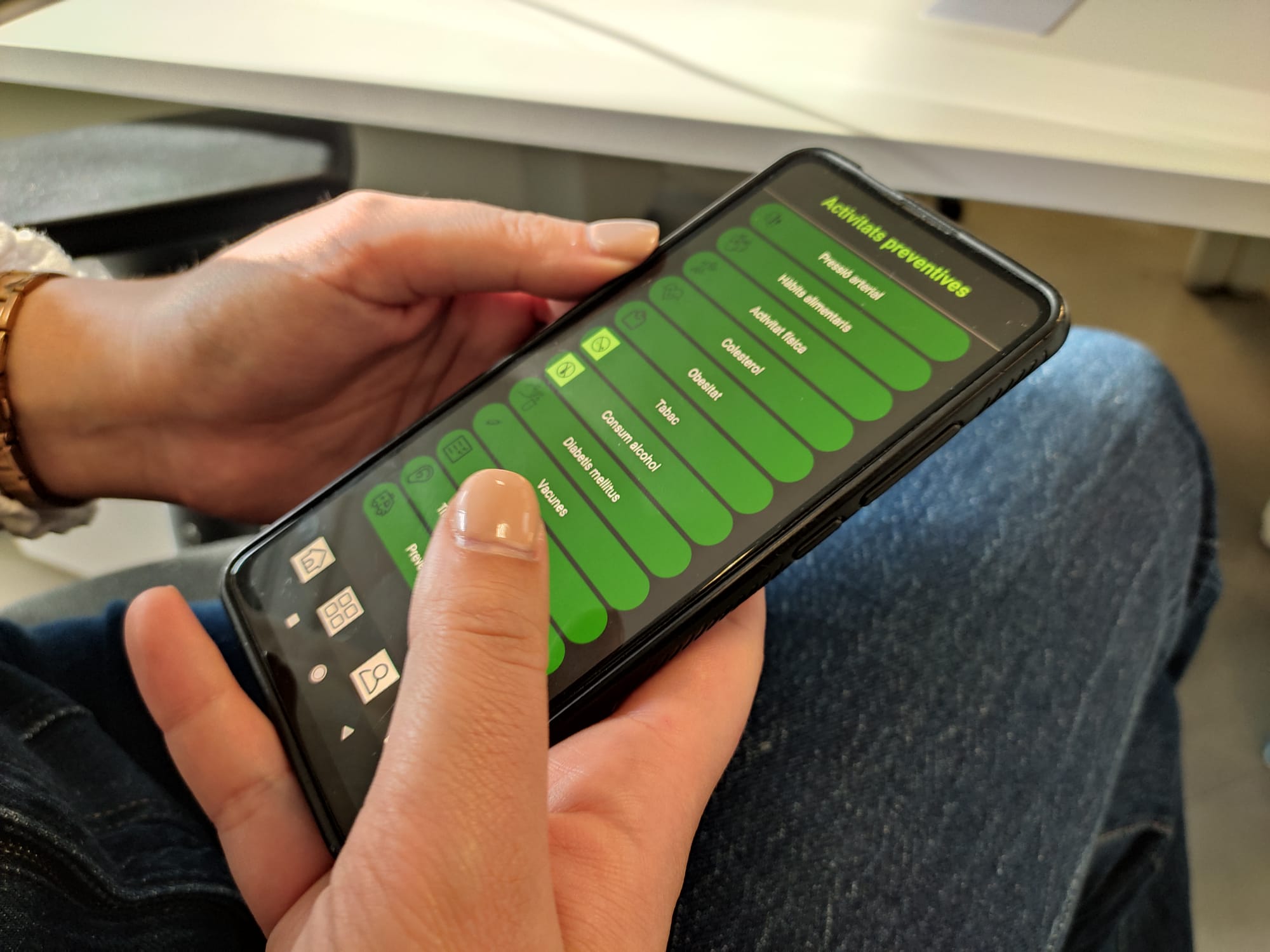 Dos médicas catalanas crean una aplicación para ayudar a prevenir enfermedades crónicas