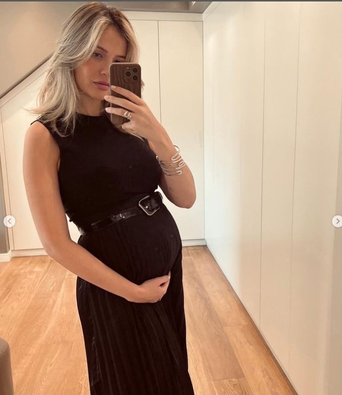 Rebecca lima embarassada Instagram