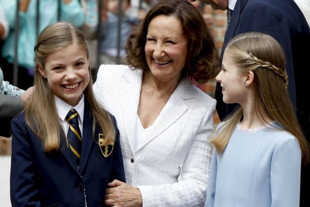 Paloma Rocasolano Leonor y Sofía EP