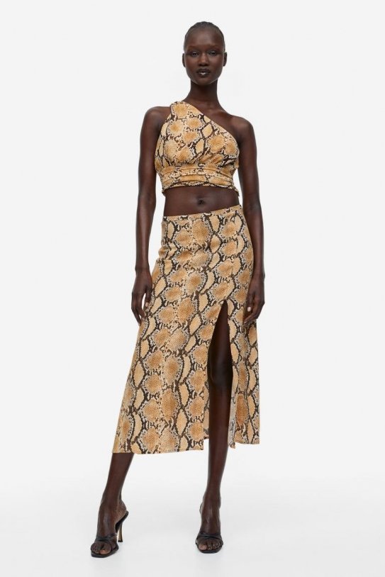 Condicional Folleto Noble La falda animal print de H&M está tan bien echa que parece auténtica