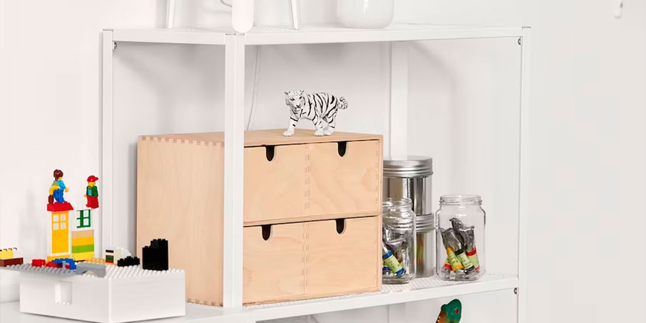 La nova prestatgeria estrella minimalista d'Ikea costa 19,99 euros