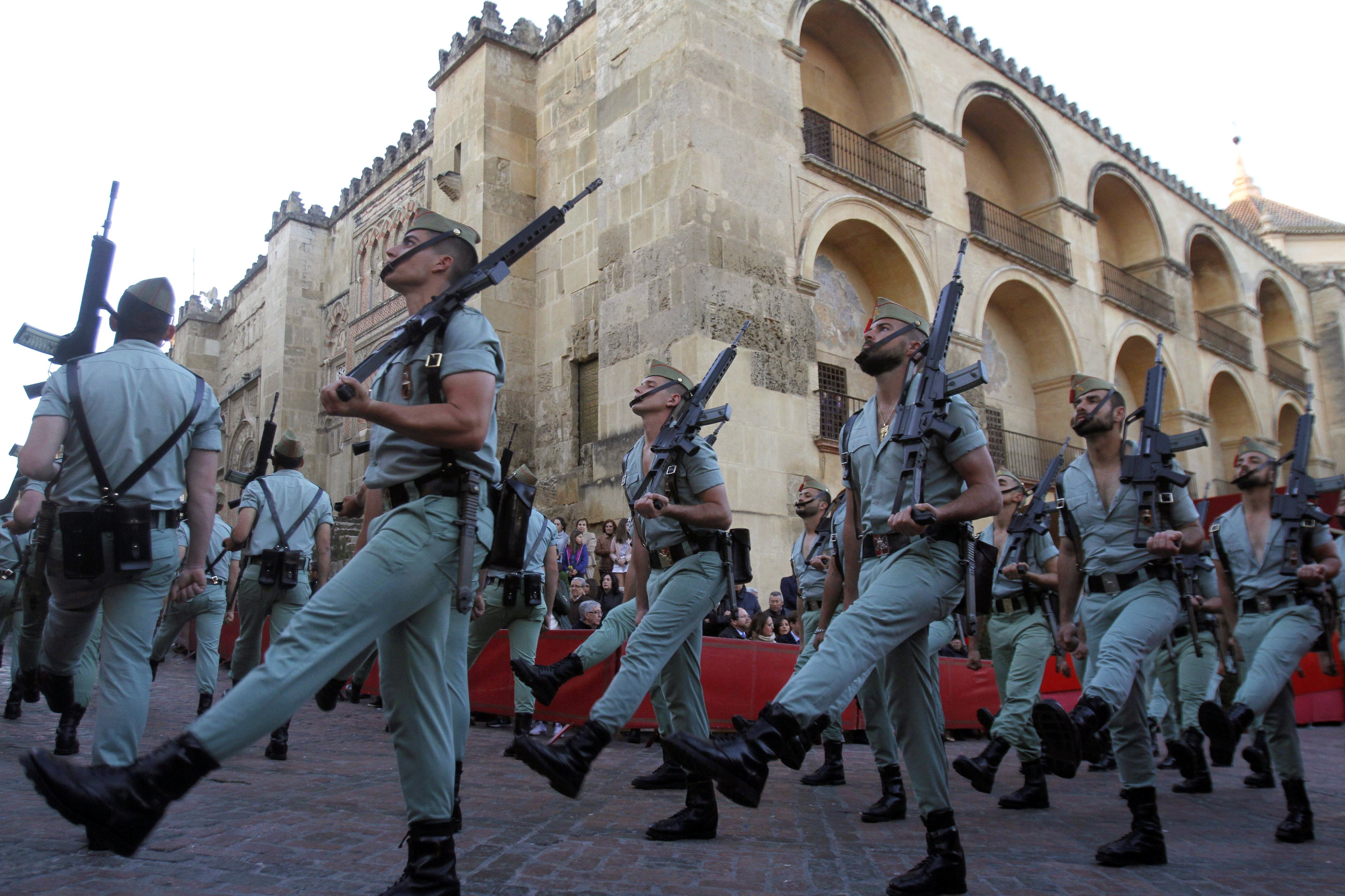 Un legionari confessa que volia traficar amb drogues amb un vehicle de l'exèrcit espanyol