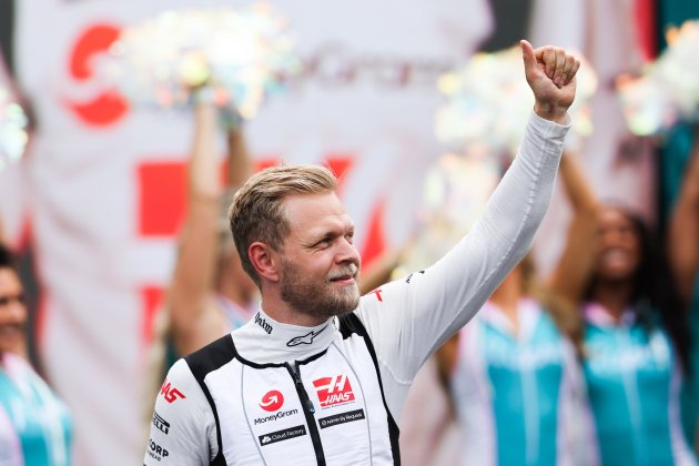 Kevin Magnussen con el pulgar hacia arriba en el GP de Miami / Foto: Europa Press Kevin Magnussen con el pulgar hacia arriba en el GP de Miami / Foto: Europa Press