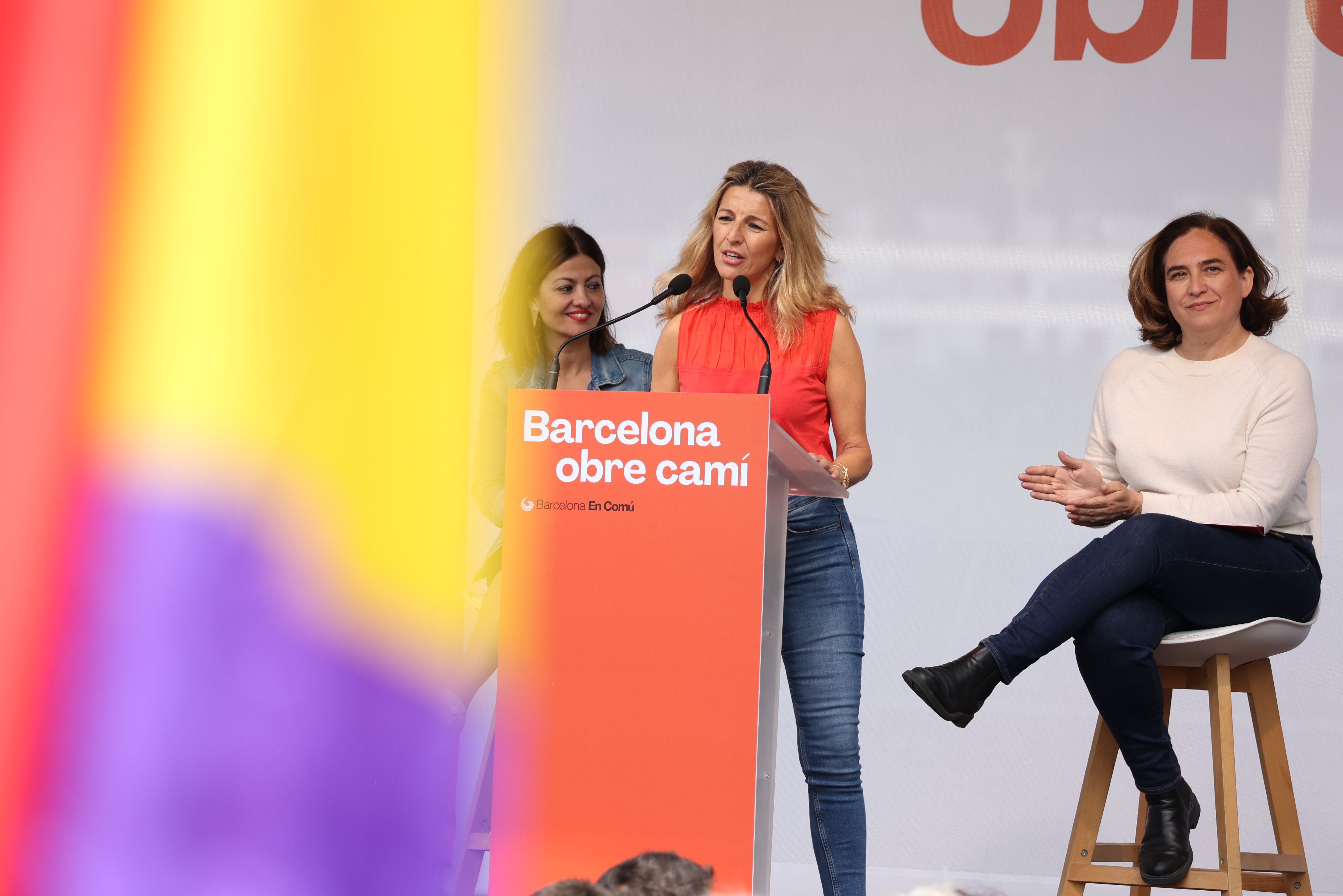 Avís de Yolanda Díaz en suport a Ada Colau: “Feijóo regalarà els vots a Trias o Collboni”