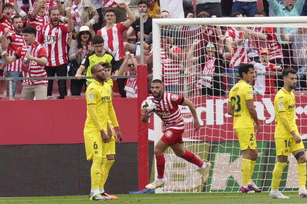 Gol David López ante Villarreal / Foto: EFE - David Borrat