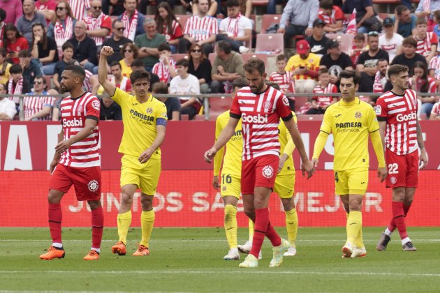 Gerard Moreno celebra gol ante Girona / Foto: EFE - David Borrat Gerard Moreno celebra gol ante Girona / Foto: EFE - David Borrat
