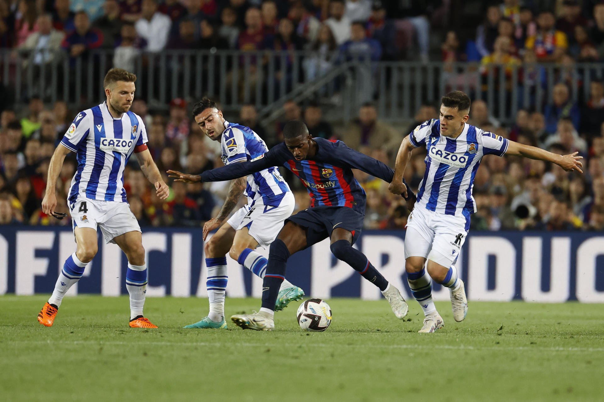 Un Barça desconnectat celebra la Lliga al Camp Nou amb un regust amarg contra la Reial Societat (1-2)