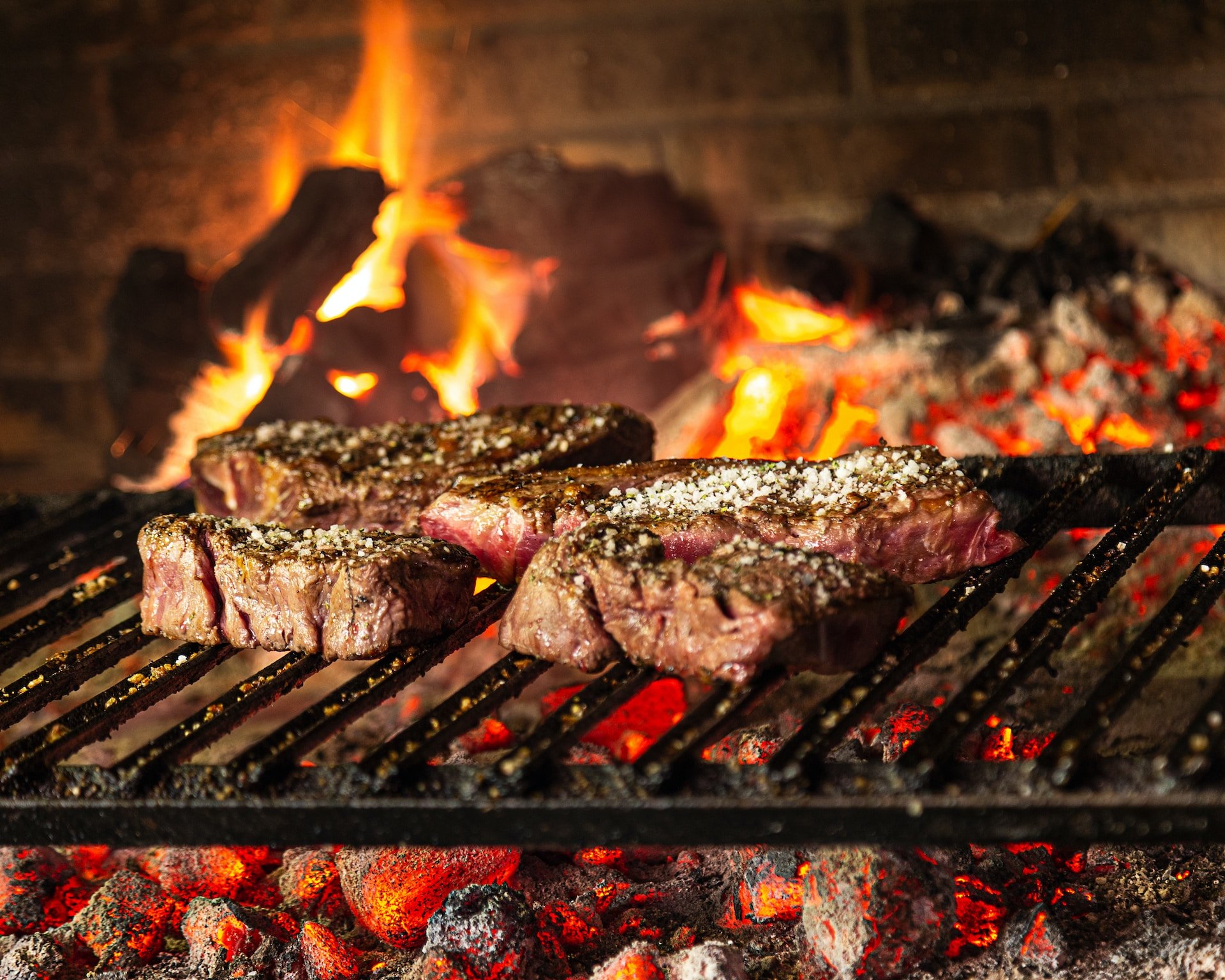 Carn a la brasa Meat and Fire Foto Unsplash