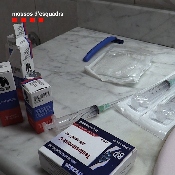 Desarticulen una banda que traficava amb medicaments il·legals i dopants