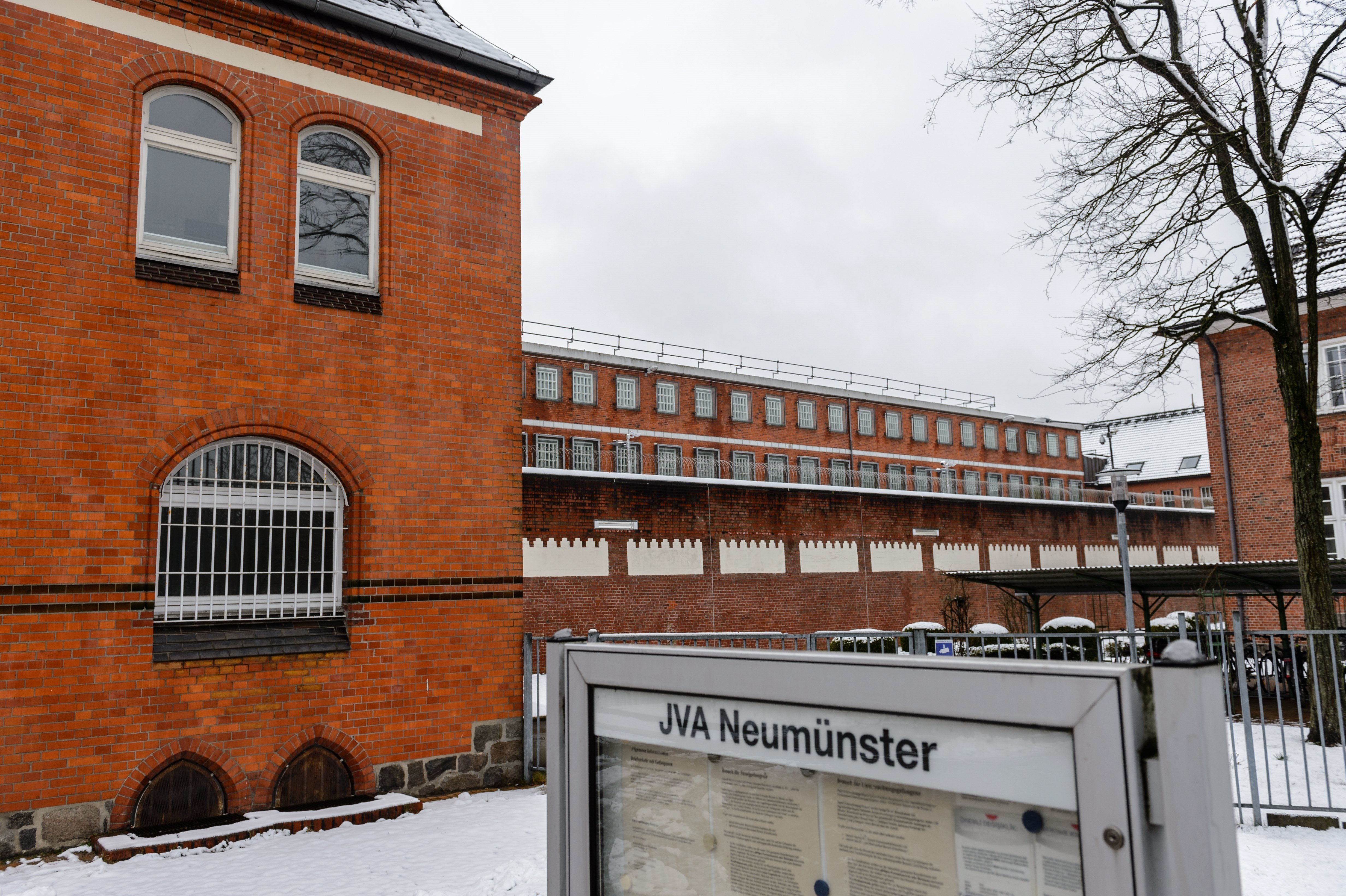 Voice message from Puigdemont from prison: "We have to continue forwards"