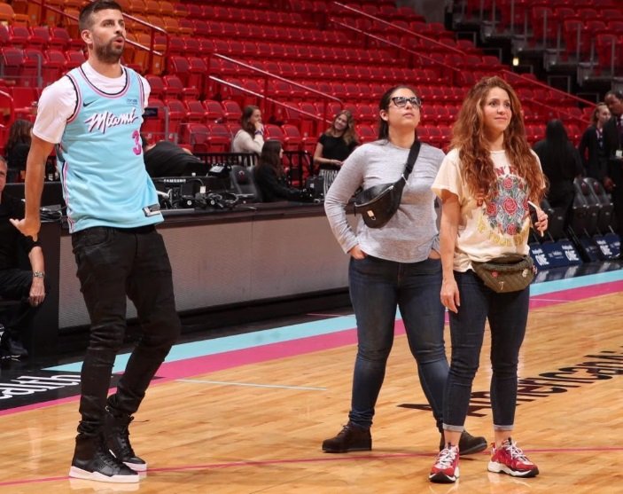 shakira pique nba2