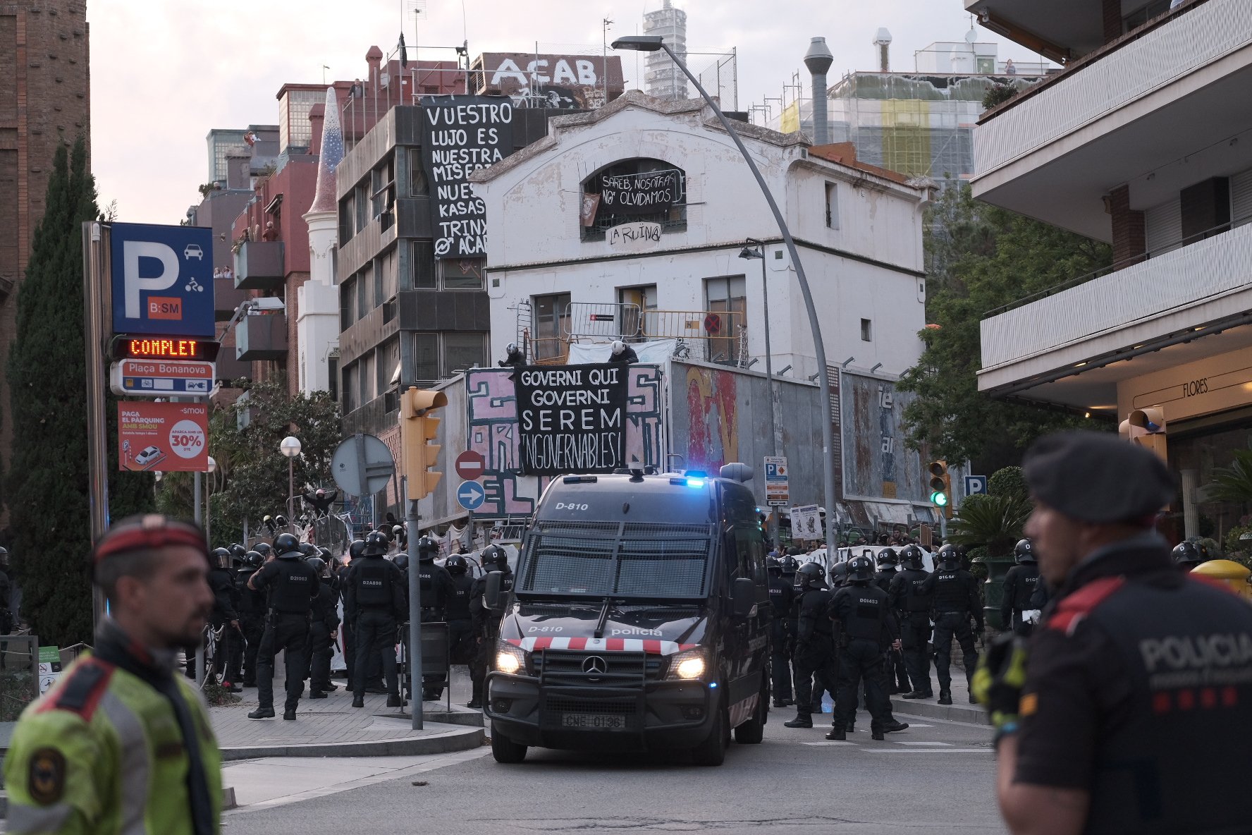 Nueva tarde caliente en Barcelona: Desokupa y los prookupas se citan a 48 horas de las elecciones