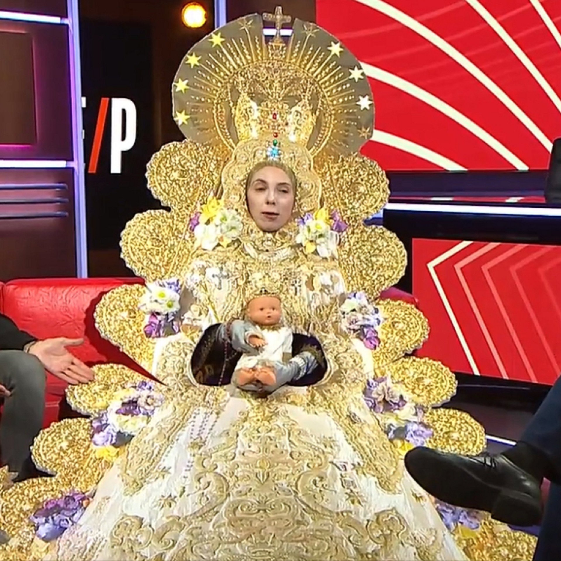 Judge calls Catalan TV hosts to court for sketch making fun of the Virgin of El Rocío