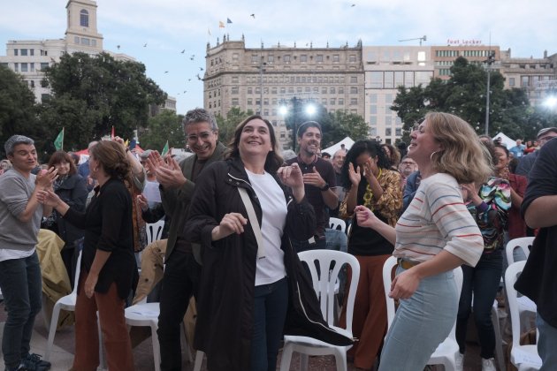 ada colau placa catalunya carlos baglietto ada colau placa catalunya carlos baglietto
