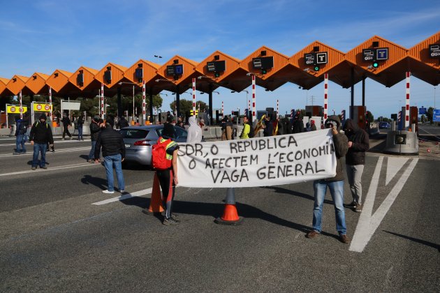 cdr levantan barreras vendrell ACN