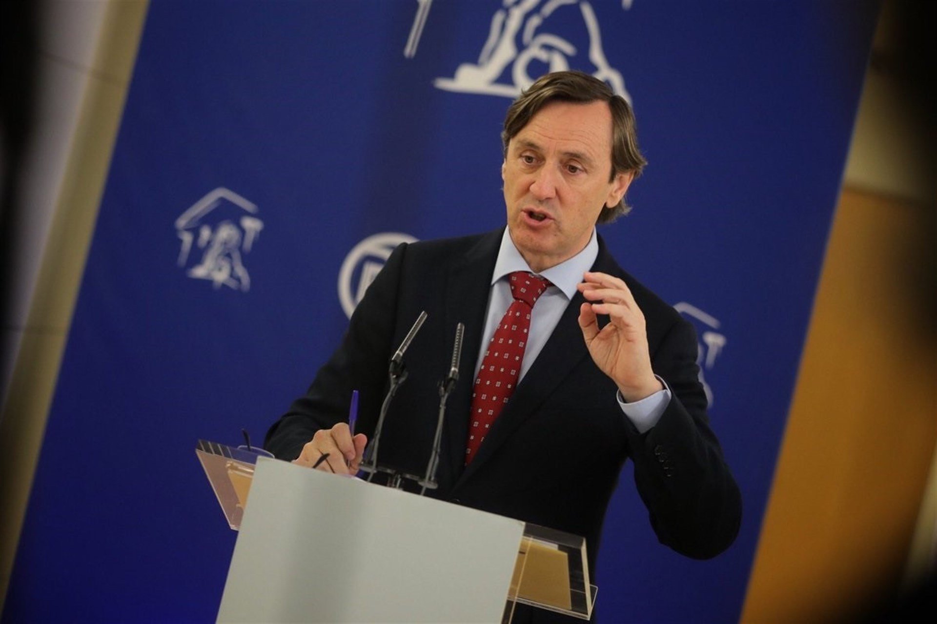 El PP defiende que los ministros canten el himno de la Legión: "Es una tradición cultural"