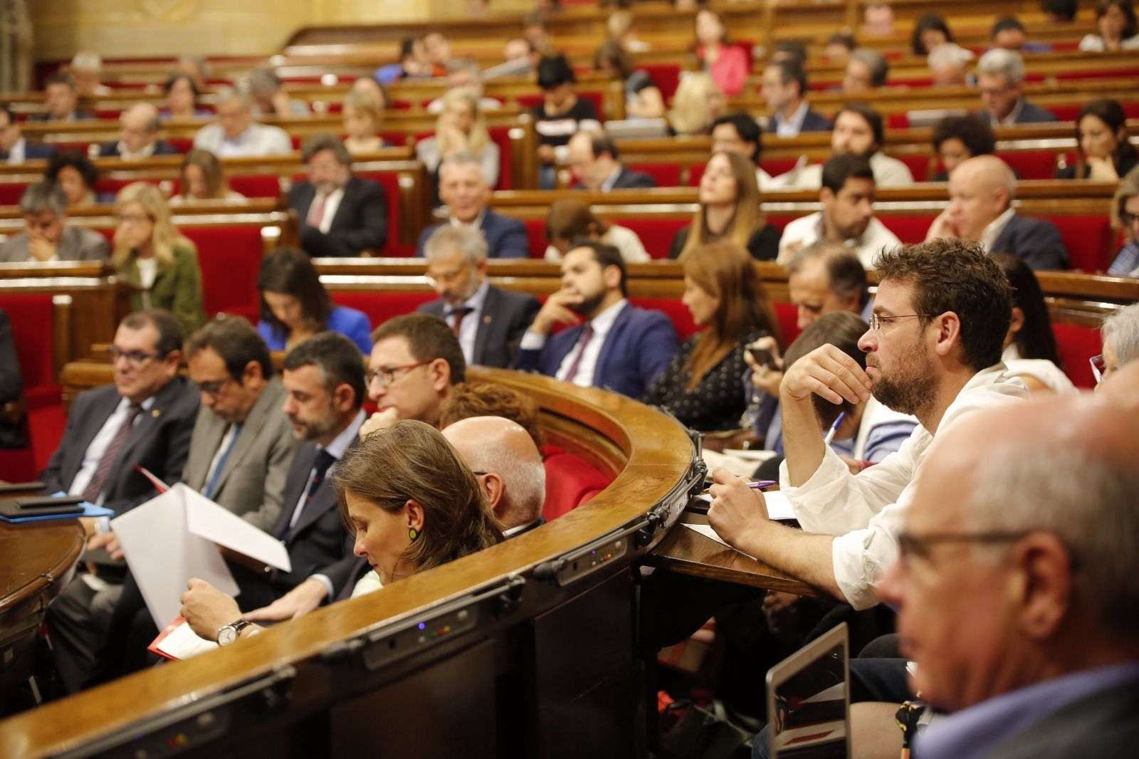 El Parlament tramita la ley de desconexión para avanzar en la Agència Tributària