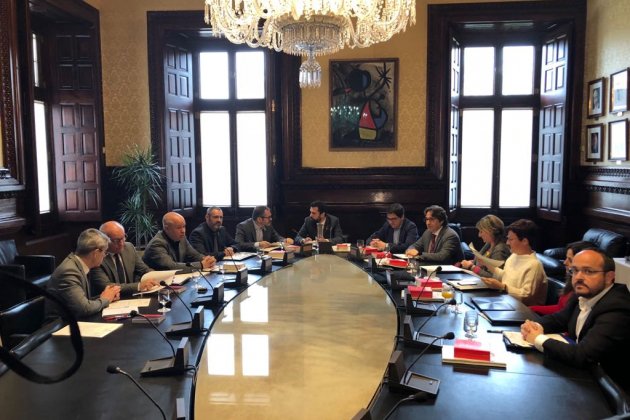 REUNIO MESA PARLAMENT NICOLAS TOMAS